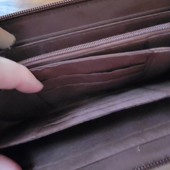 Strada Brown Zip Around Wallet - Picture 13 of 14